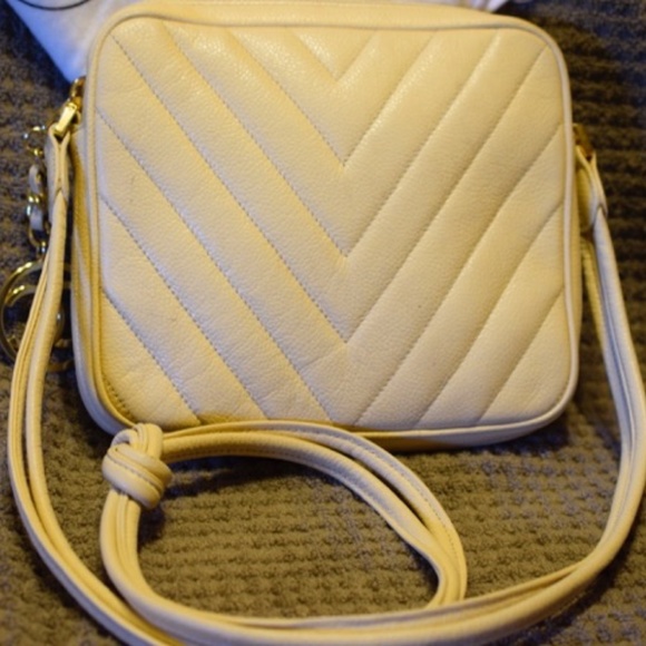 CHANEL Bags Chanel Vintage Chevron Offwhite Crossbody Camera Bag